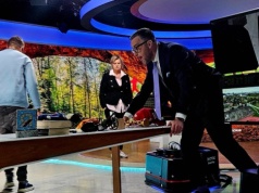 Tego w telewizji nie zobaczycie. W Republice ciężka praca i wyścig z czasem