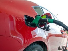 Mechanicy odradzają. Tak możesz zniszczyć silnik