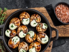 Dostarczają mnóstwo białka, witamin i minerałów. Polacy się nimi brzydzą