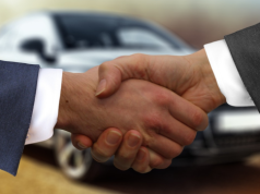 Wojna w Iranie i drogie paliwo zmieniają wybory Polaków