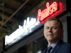 Amica zagryza zęby i dalej tnie koszty. Walka o zyski trwa