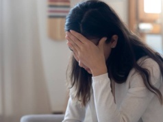 Rak jelita grubego coraz częstszy u młodych. Pięć znaków, których nie wolno ignorować