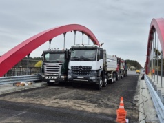 Ślesin. Most przeszedł testy obciążeniowe. Inwestycja zbliża się do końca
