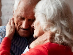 Masz bliskiego z Alzheimerem? Teraz nie jesteś z tym sam