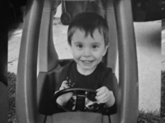 Trzylatek nagle oddalił się od domu. Został znaleziony martwy