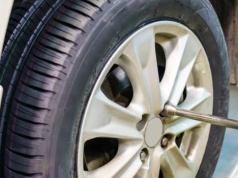 Też tak robisz po wymianie kół? Każdy kierowca powinien to wiedzieć