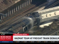 Pociąg towarowy wypadł z torów w New Jersey. Doszło do wycieku