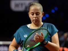 Koszmar Igi Świątek poza turniejem! Rosjanka odprawiła faworytkę