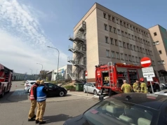 Strażacy ćwiczyli na terenie Zakładu Ubezpieczeń Społecznych