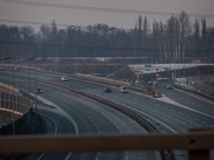 Spaliny samochodowe cichym zabójcą? Prof. Krzyżanowski nie pozostawia złudzeń