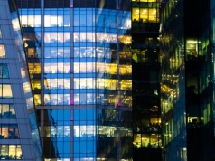 Grupa PHN w 2025 roku miała 204,4 mln zł zysku; rok wcześniej strata wyniosła 184,4 mln zł