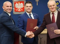 Trzy gminy wybudują wspólną drogę. Kamieńsk, Gorzkowice i Rozprza podpisały porozumienie
