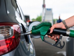 Droższe paliwo we Francji zmusza mieszkańców do ograniczeń