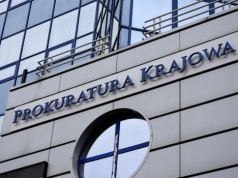 "Żurkowcy" ścigają Ziarkiewicza. Nie chcą, by wrócił do pracy