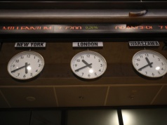 Wojny wojnami, a warszawska giełda wciąż bije kolejne rekordy wszech czasów