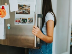 Magnesy na lodówce. Prawda awariach AGD i o rachunkach za prąd