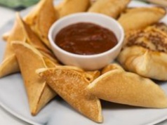 Zrób raz naleśnikowe koperty, a zwykłe krokiety szybko pójdą w odstawkę