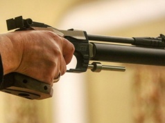 Śmiertelne postrzelenie psa w Łęczycach. Policja zatrzymała 52-latka