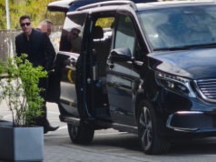 Robert Lewandowski przyleciał na pogrzeb Jacka Magiery. Z lotniska pojechał prosto do katedry