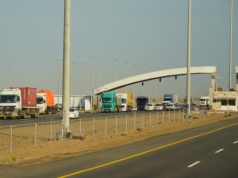 Ciężarówki poszły w ruch. Wojna w Iranie umacnia nowy szlak transportowy