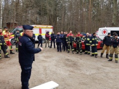Dobre Miasto. Szukają zaginionego 66-latka. W akcji policja, strażacy i leśnicy