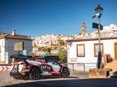 Z Hiszpanii do Świdnicy. Rzeźnik i Kozdroń na starcie pierwszej rundy Rajdowych Samochodowych Mistrzostw Polski