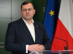 Ziemniaki i zboże zalegają w magazynach. Jakie rozwiązanie proponuje minister Krajewski?