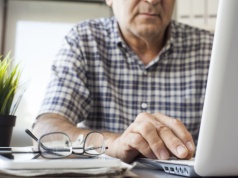 Czy Twój e-PIT rozliczy emerytów? Tak, ale musisz o czymś wiedzieć …