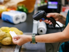 Wakacyjna rekrutacja w Dino i Polomarkecie. Tyle można zarobić