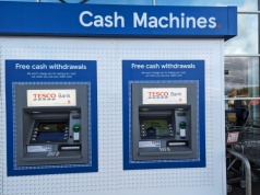 Część usług bankowych zniknie. Wypłać pieniądze przed 26.04.2026