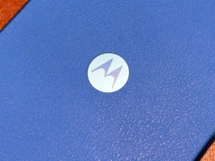 Koniec z negatywnymi recenzjami? Wielka firma uderza w wolność słowa w sieci