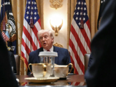 Podejrzane transakcje na rynku ropy. Wtajemniczeni zarobili miliardy