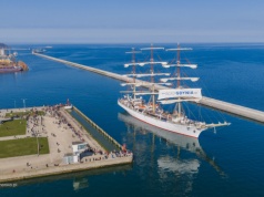 Dar Młodzieży wypłynął w rejs do USA. To ostatnia taka podróż słynnego żaglowca