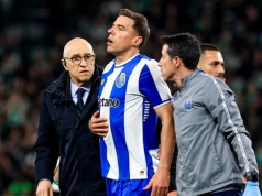 Błyskawiczna czerwona kartka Jana Bednarka. Brutalny faul Polaka