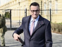 PiS nie chce stowarzyszenia Morawieckiego. Tak się o tym dowiedział