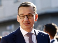 Nocna konferencja rzecznika PiS ws. Morawieckiego. Padły wyraźne groźby