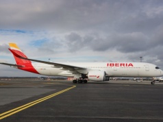Iberia najpierw ograniczy, a potem zawiesi rejsy na Kubę