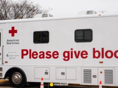 Niezaszczepieni pacjenci w USA żądają krwi tylko od niezaszczepionych dawców. Lekarze: to groźny trend