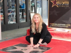 Znana aktorka trafiła do szpitala. Zmaga się z nieuleczalną chorobą