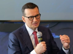 "Zalecenie pana prezesa". Morawiecki nie odpuszcza