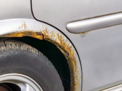 Ruda plaga po cichu zżera twoje auto i oszczędności. Te miejsca są najbardziej narażone