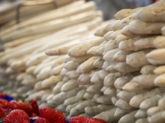 Polskie nowalijki w sprzedaży. Sprawdź, jakie są ceny