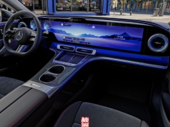 Czy Mercedes nie przesadził? Fani przycisków będą mieć problem w nowej klasie C z MBUX Hyperscreen