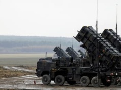 Reuters: USA opóźnią dostawy broni do Europy