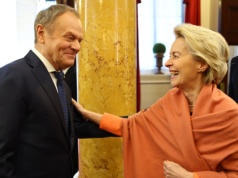 Interwencja zagranicy osłabia suwerenność. Dlaczego obie strony się na nią zgadzają?