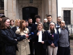 Radna Miasta Krakowa wychodzi z klubu KO i przechodzi do opozycji