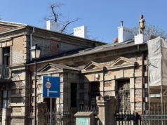 Trwają prace na pałacu Reymonda. Co czeka zabytek koło starówki?