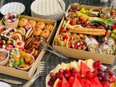 Firmy coraz częściej zamawiają lunche do biura. W Olsztynie działa już taka usługa