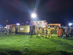 Wypadek busa na Mazowszu. Sześć kobiet w szpitalu