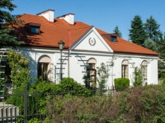 Wawer. Miasto kupiło słynny Zajazd Napoleoński za 9,5 mln. zł. Kiedyś PiS chciał tam zrobić muzeum Kaczyńskiego